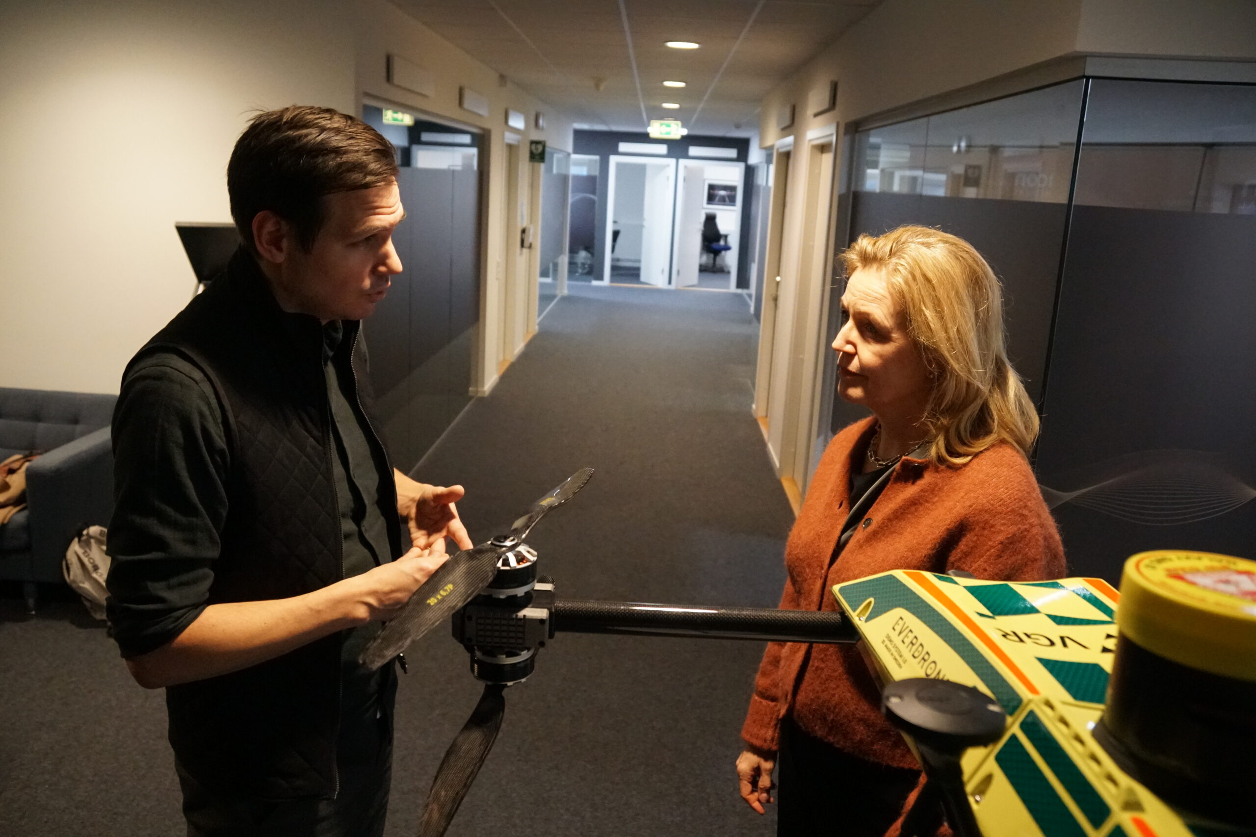 everdrone.com — Swedish Centre Party leader visits Everdrone: “This is what policymakers can do” | Everdrone